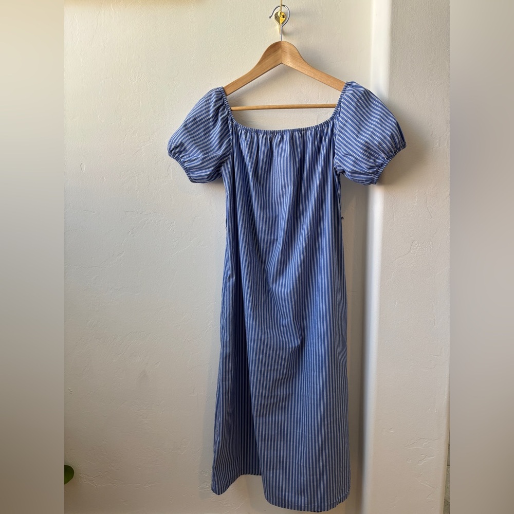 Zara Woman Striped Midi Dress in Blue and White with Puff Sleeves and Belt Sz S